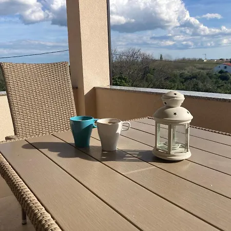 Hmelina Appartement *