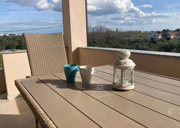 Hmelina Apartman *